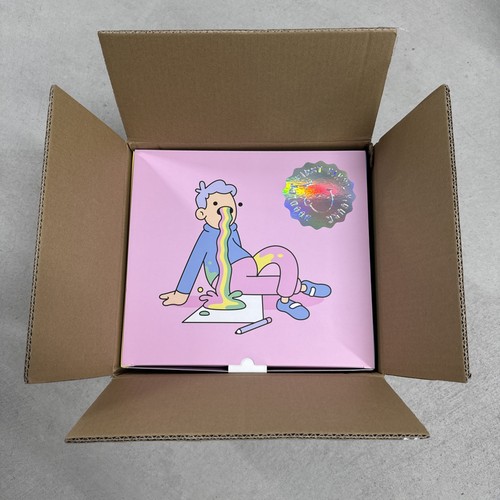 Doodles first vinyl - first, figure